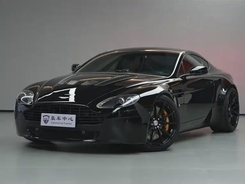 Aston Martin Vantage