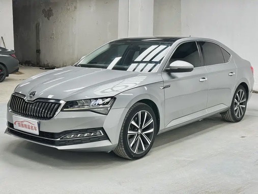 Skoda Superb 2022