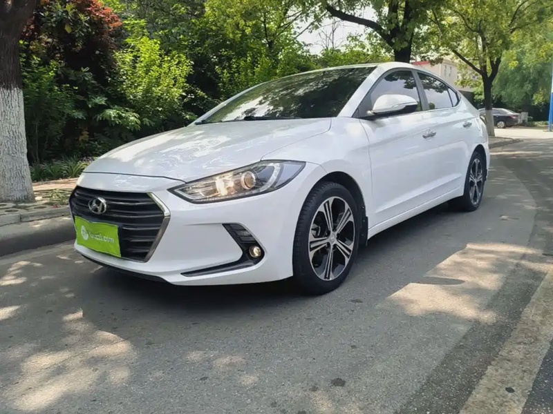 Hyundai Elantra