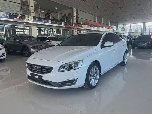 Volvo S60 2015