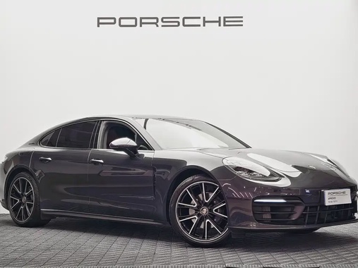 Porsche Panamera 2024