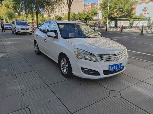 Hyundai Elantra 2012