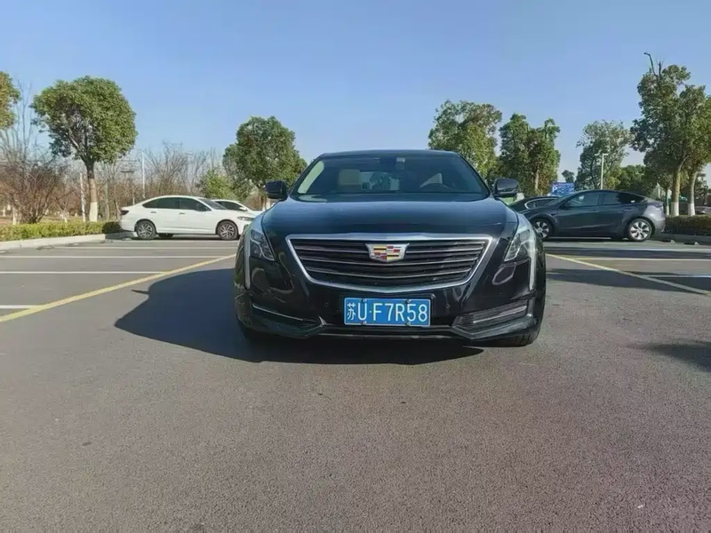 Cadillac CT6
