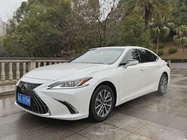 Lexus ES 2024