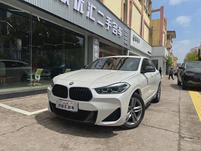 BMW X2
