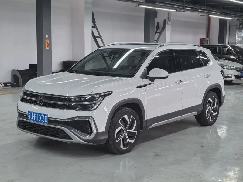 Volkswagen Tharu