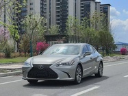 Lexus ES 2020
