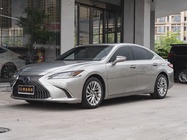 Lexus ES 2019