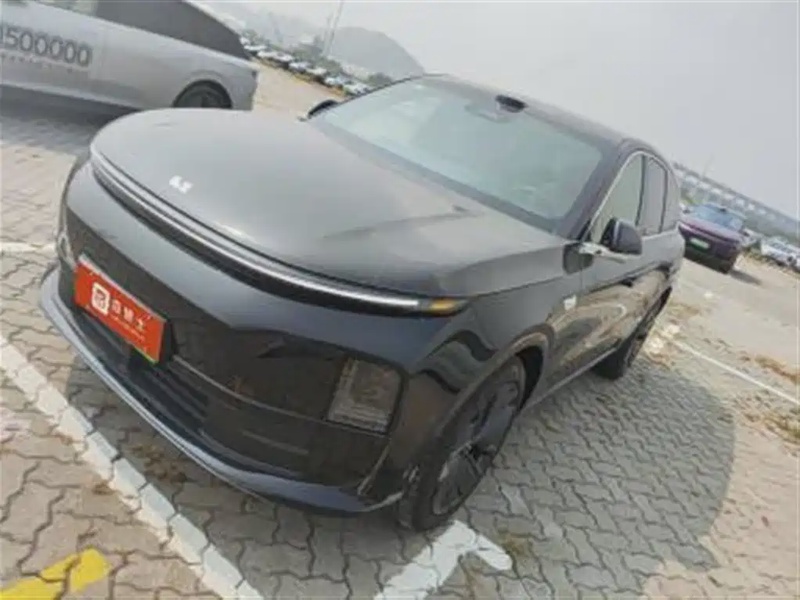 Li Auto L6