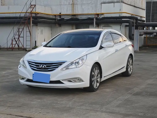 Hyundai Sonata 2012