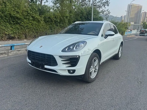 Porsche Macan 2015