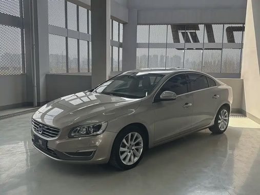 Volvo S60 2015