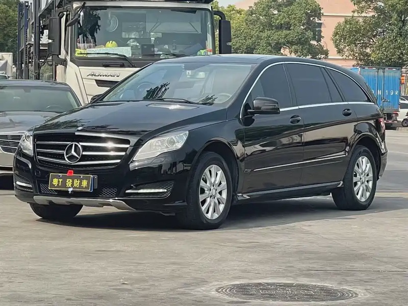 Mercedes-Benz R-Class