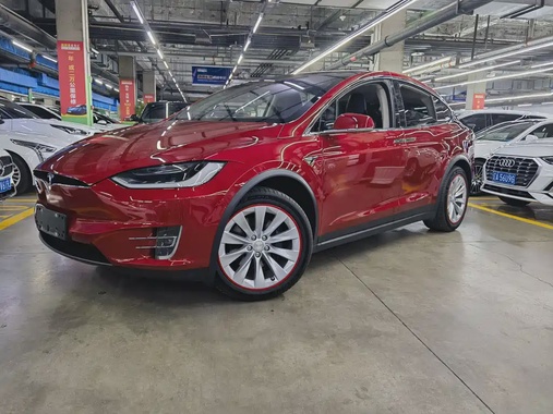 Tesla Model X 2018