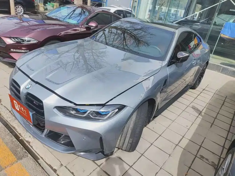 BMW M4
