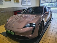 Porsche Taycan 2021