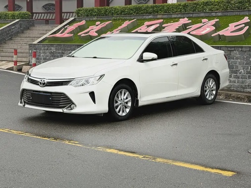 Toyota Camry 2016