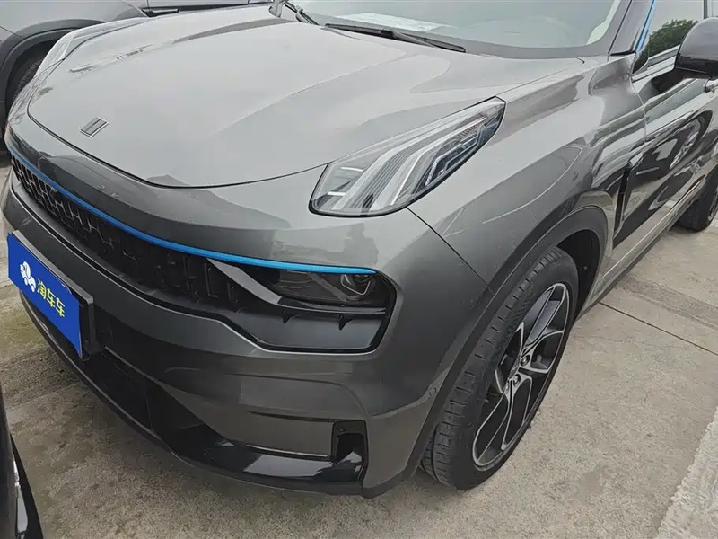 Lynk & Co 05