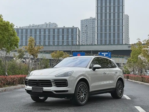 Porsche Cayenne 2023