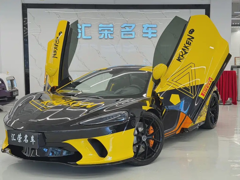 McLaren GT