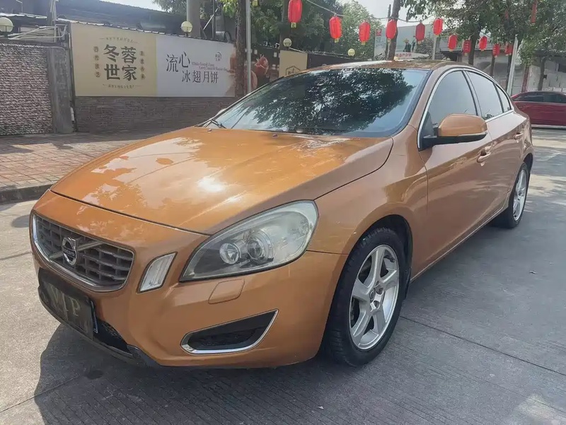 Volvo S60