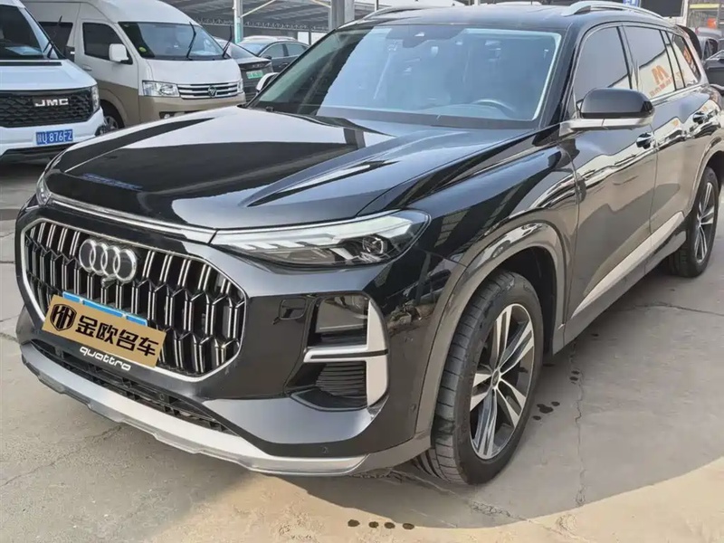 Audi Q6