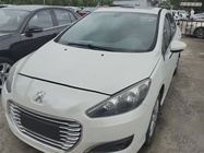 Peugeot 308 2015