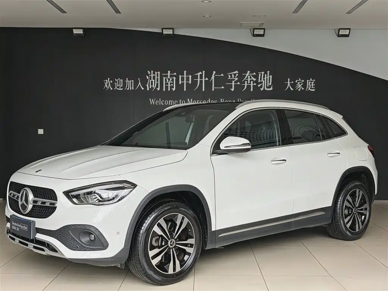 Mercedes-Benz GLA-Class