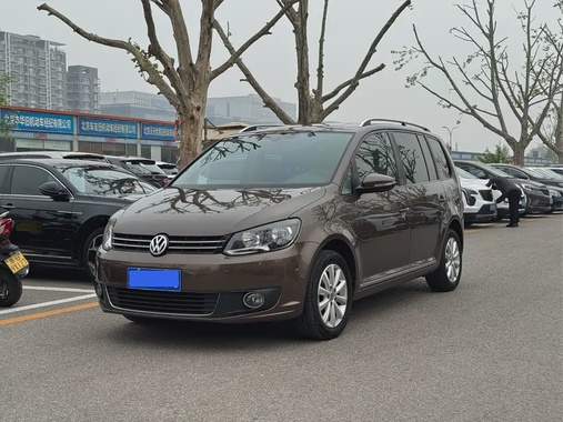 Volkswagen Touran 2014