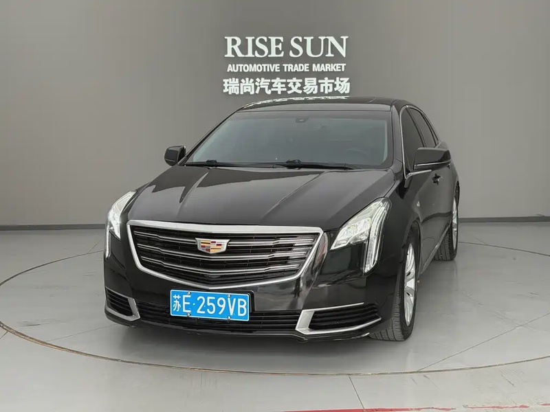 Cadillac XTS