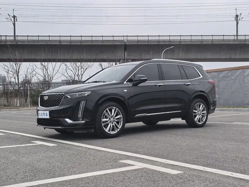 Cadillac XT6