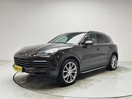 Porsche Cayenne 2021