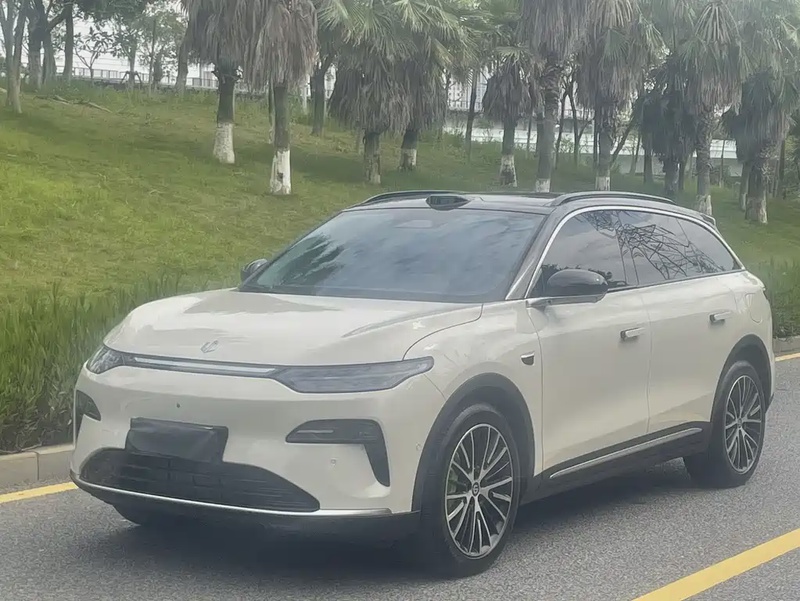 Leapmotor C11
