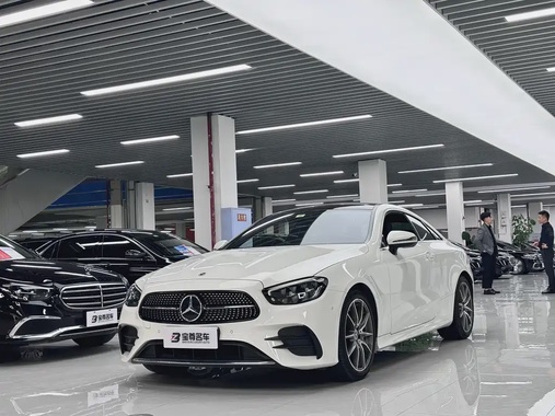 Mercedes-Benz E-Class 2022