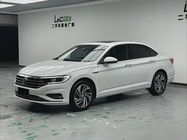 Volkswagen Sagitar 2022