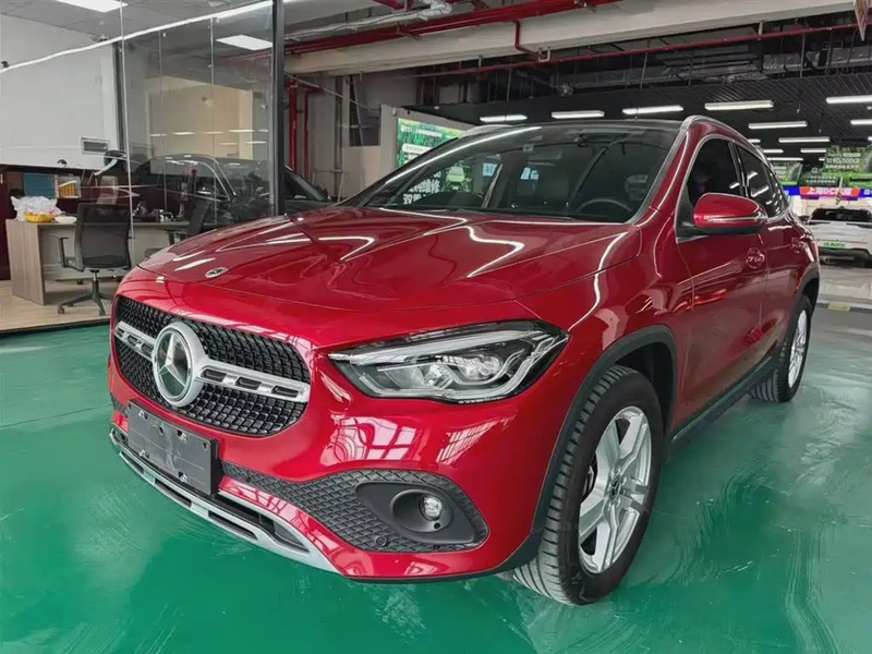 Mercedes-Benz GLA-Class