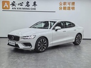 Volvo S60 2025