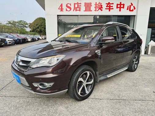 BYD S7 2015