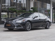 Lexus ES 2024