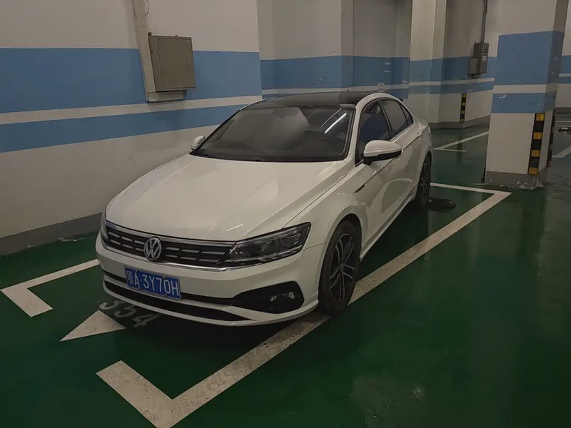 Volkswagen Lamando