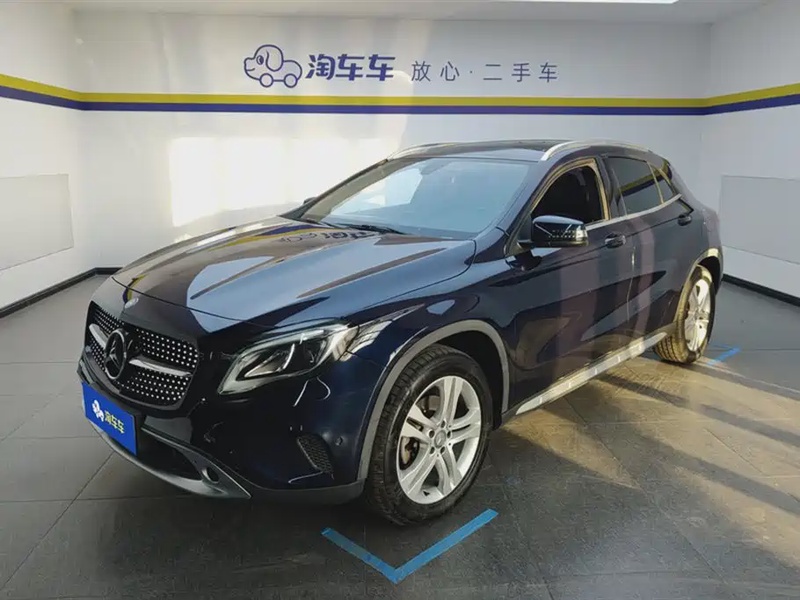Mercedes-Benz GLA-Class