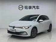 Volkswagen Golf 2024