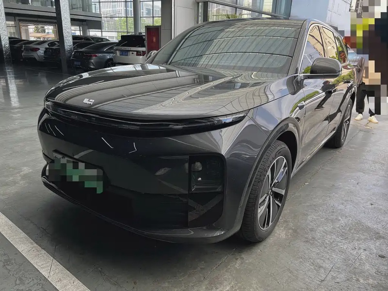 Li Auto L6