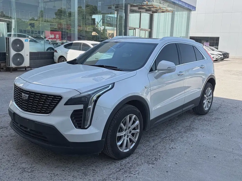 Cadillac XT4