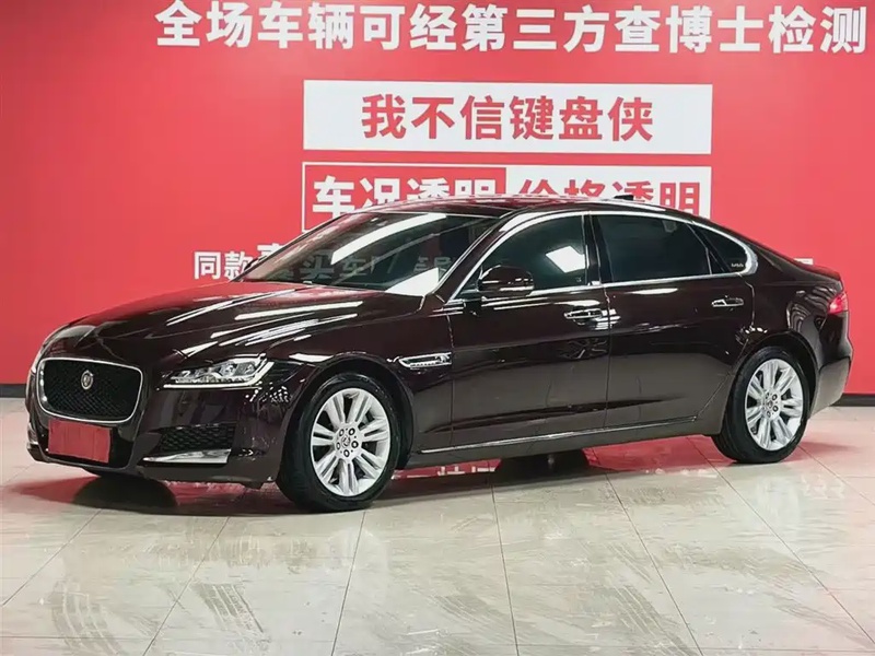 Jaguar XF