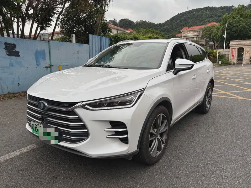 BYD Tang