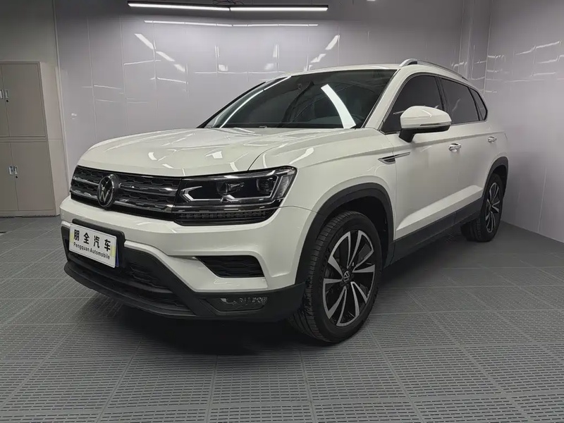 Volkswagen Tharu