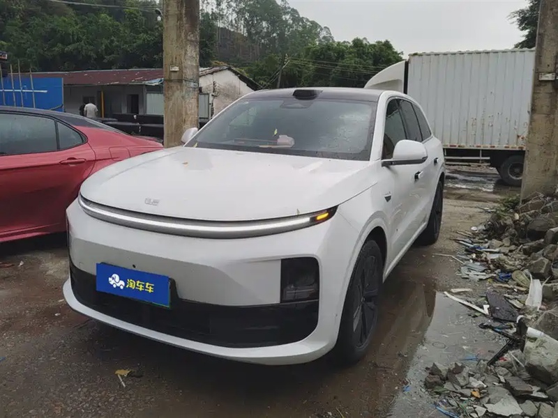 Li Auto L6