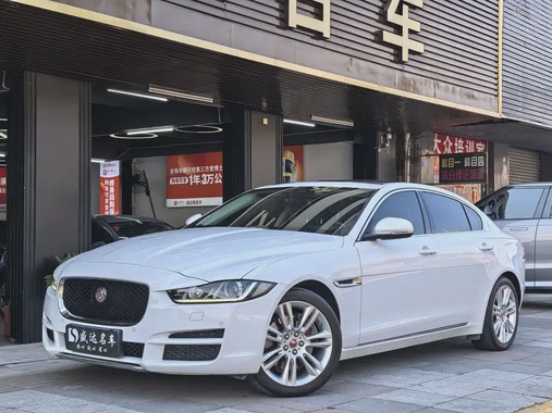 Jaguar XE 2019