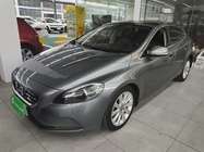 Volvo V40 2015